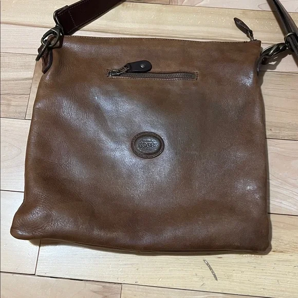 Roots Brown Leather Small Messenger Bag - Picture 6 of 17